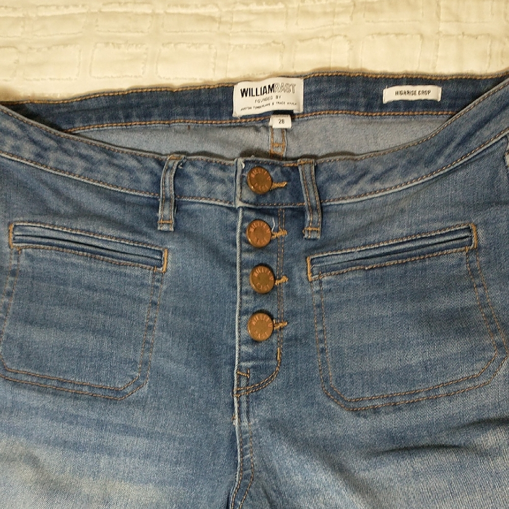William Rast High-rise Crop, Medium Wash Jean,‎ Junior Size 28